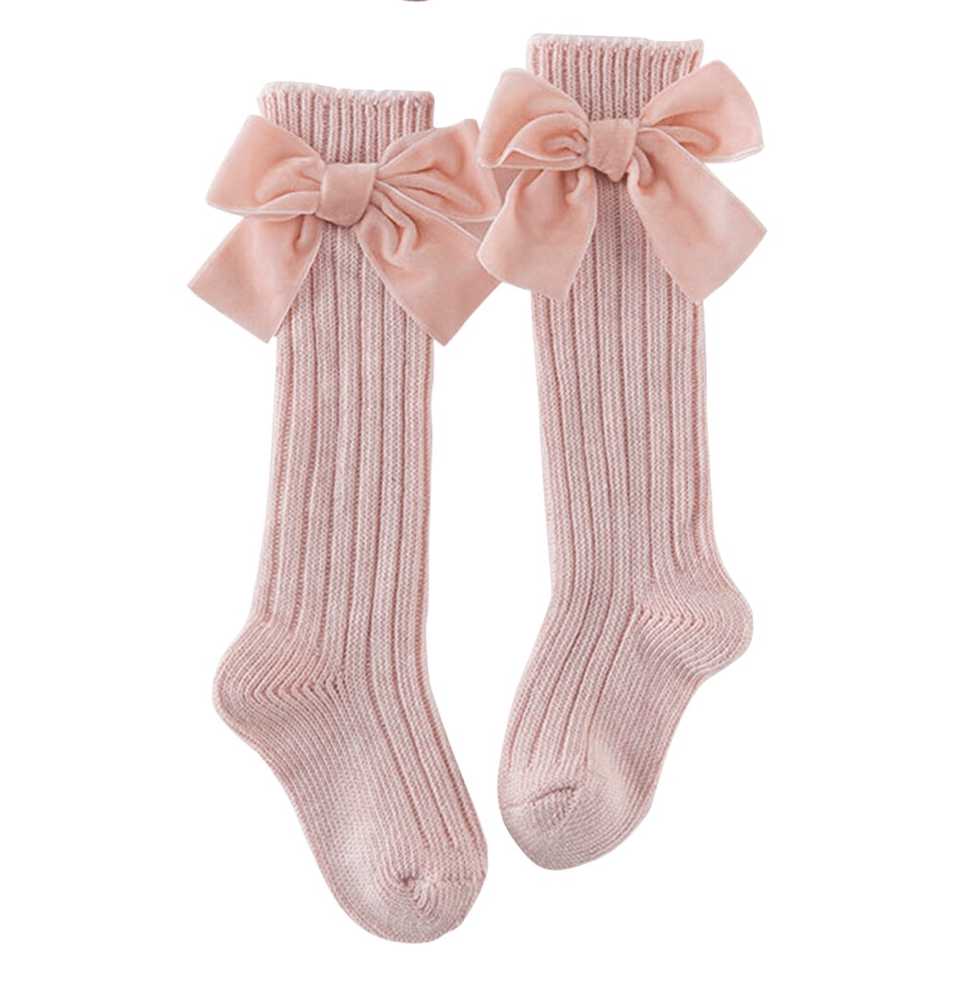 Calcetas Susy Terciopelo Rosa Claro % elbauldecleo %