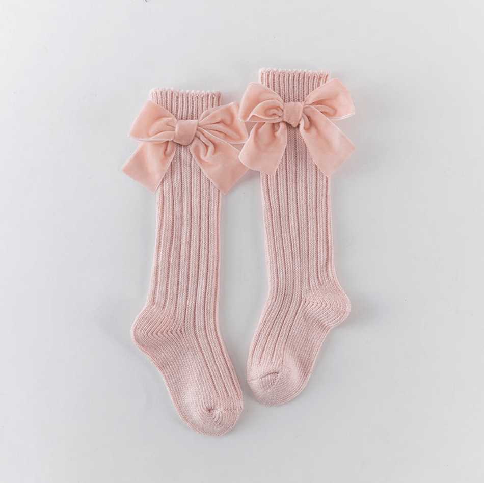 Calcetas Susy Terciopelo Rosa Claro % elbauldecleo %