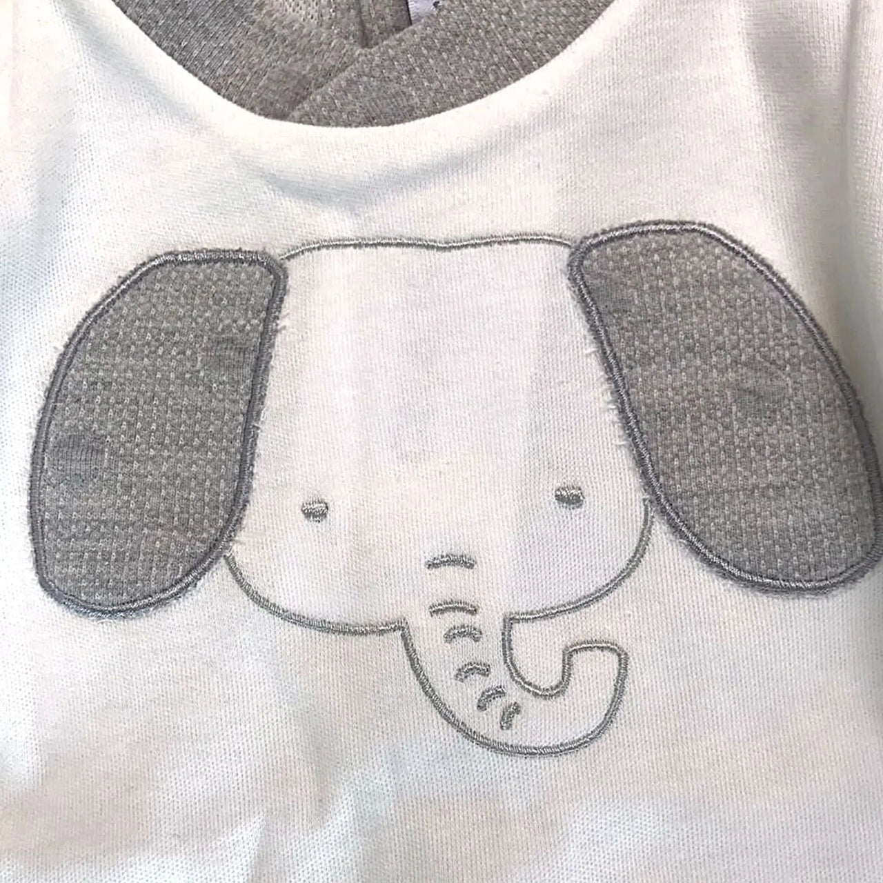Mameluco Elefante Gris % elbauldecleo %
