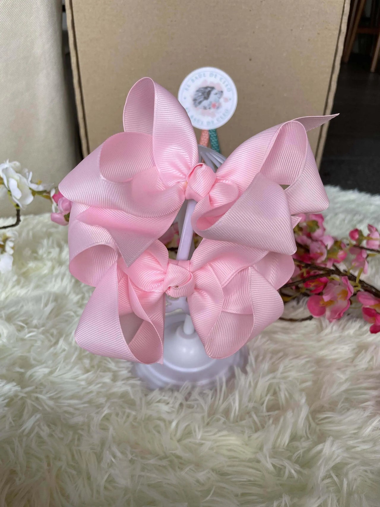 Par de Moños Medianos Rosa Bebé % elbauldecleo %